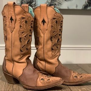 Corral vintage cowgirl boots! Worn only 3 times!